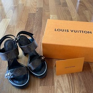 Authentic Louis Vuitton Star Trail Sandal